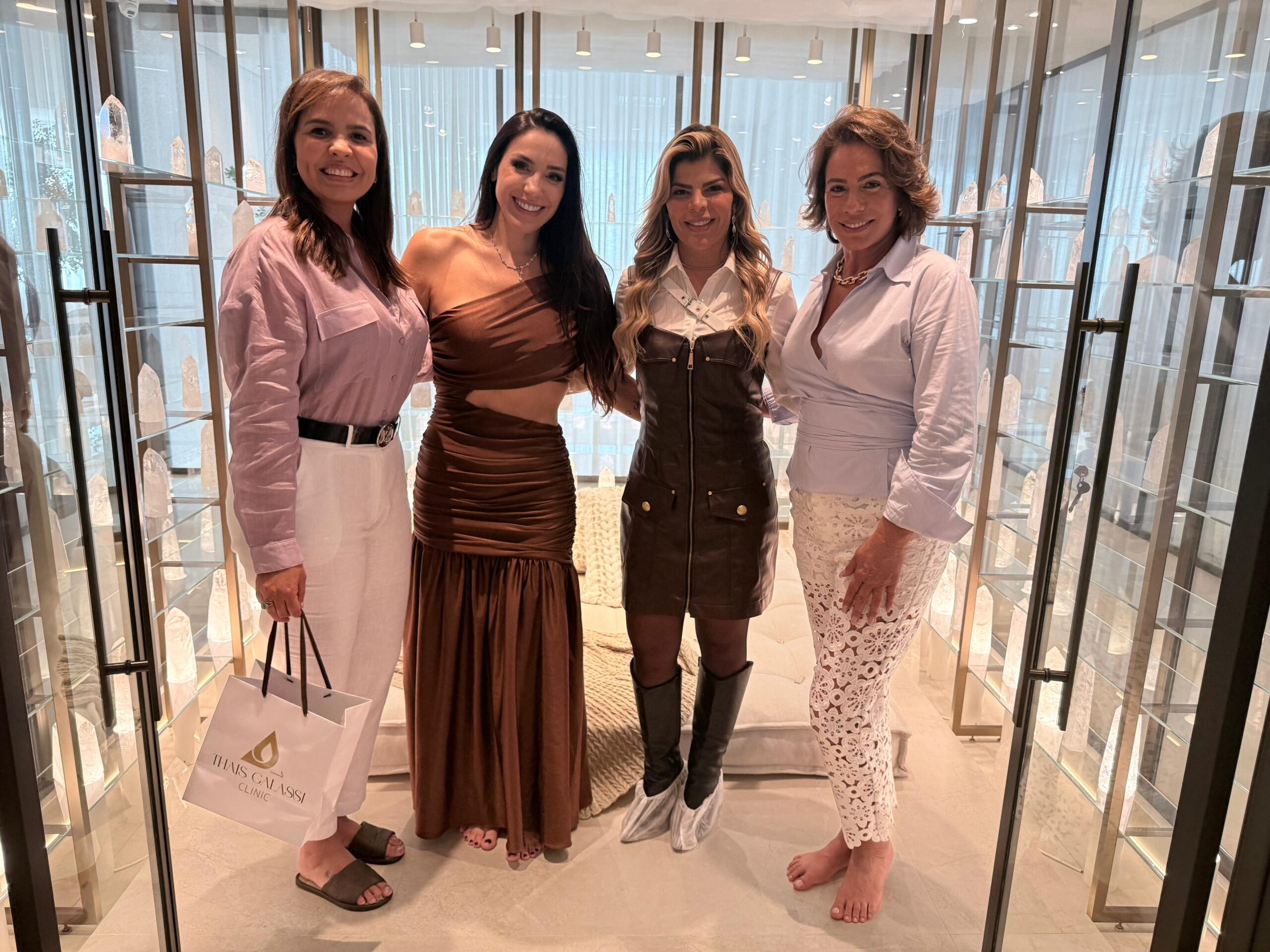 Divulgação Dra. Renata de Nóbrega, Thais Galassi, Paula Mattos e Débora Rodrigues
