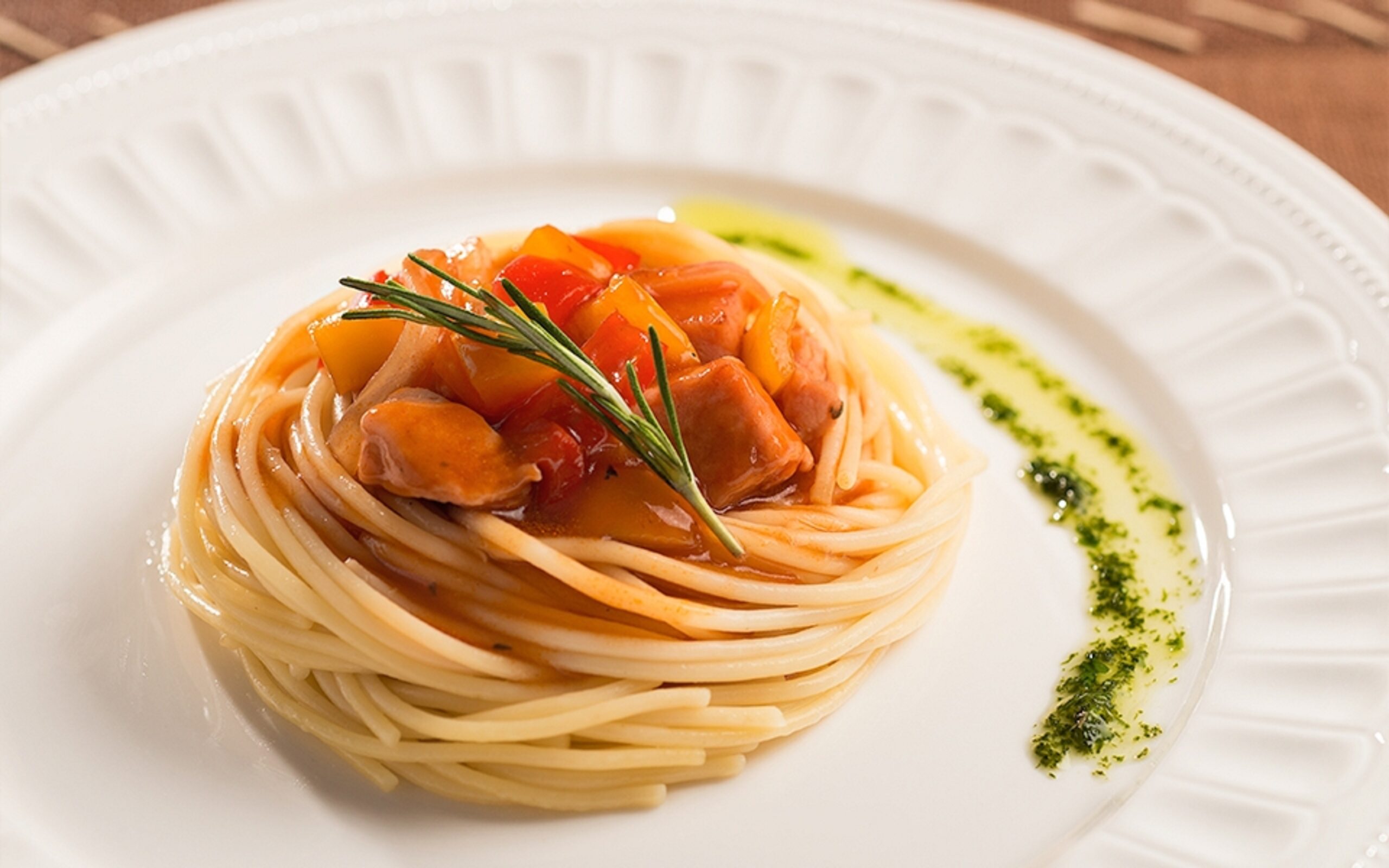 Spaghetti-com-lombo-de-porco-agridoce---alta