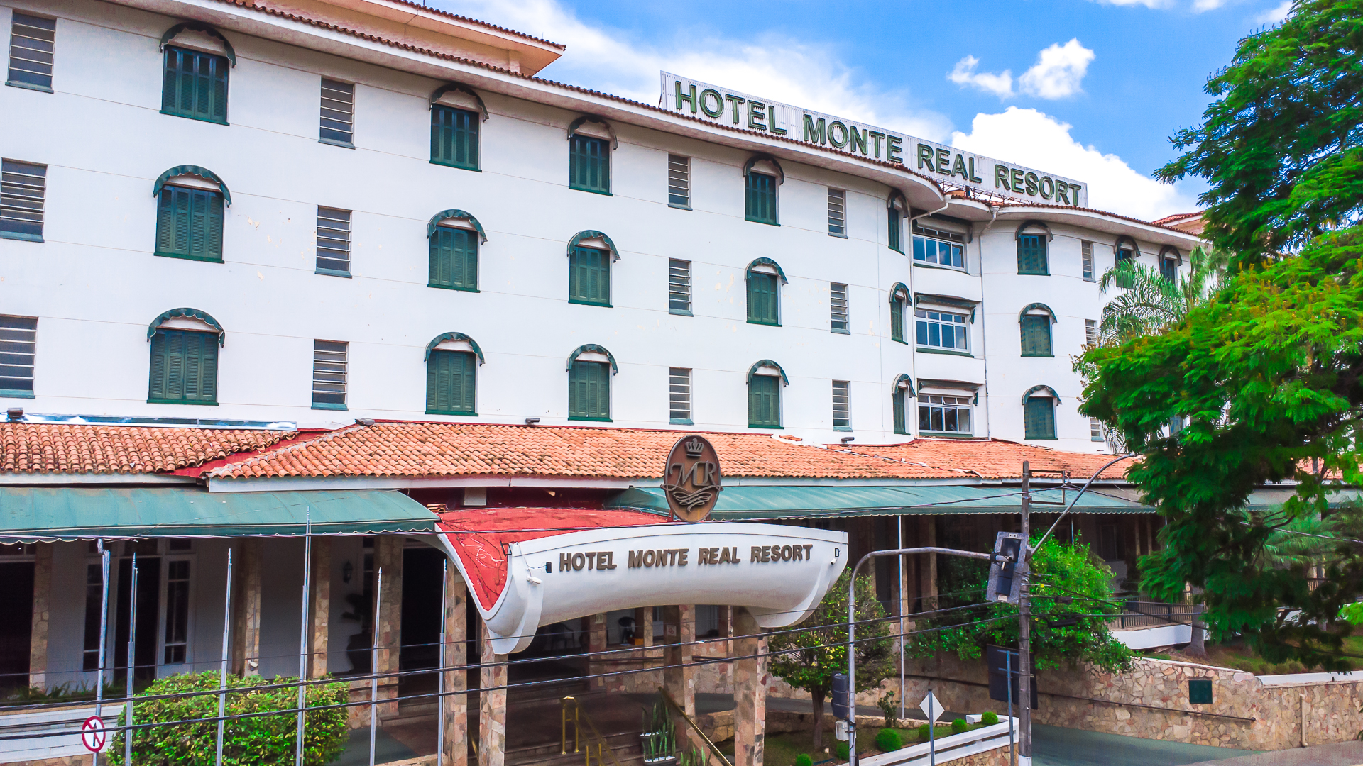 Fachada-do-Hotel---61-